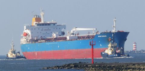 STAR EAGLE (tanker) in IJmuiden, 8 mrt 2024