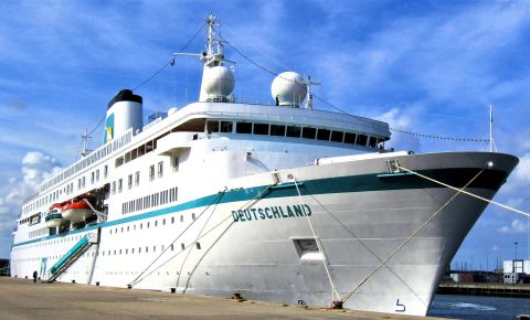 DEUTSCHLAND in IJmuiden