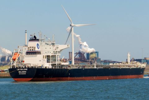 LM SELENE in IJmuiden, 4 jun 2015
