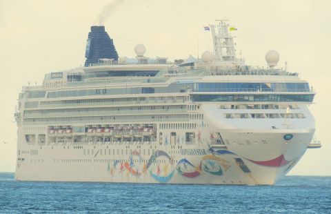 NORWEGIAN STAR in IJmuiden, 7 okt 2024