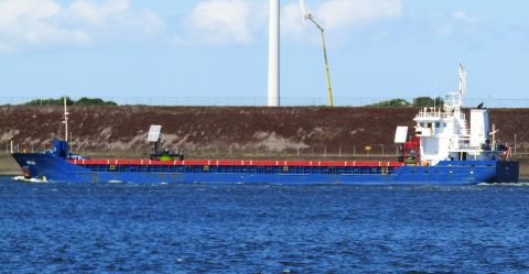 NELLI in IJmuiden, 5 mei 2025