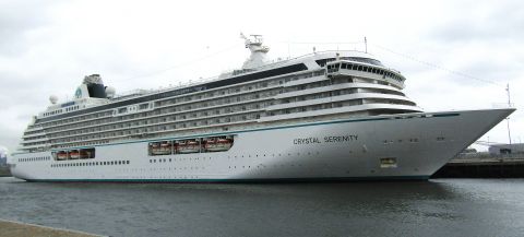 CRYSTAL SERENITY in IJmuiden, 24 jun 2025