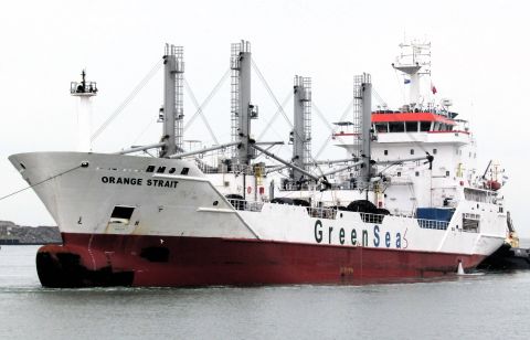 ORANGE STRAIT in IJmuiden, 15 dec 2025