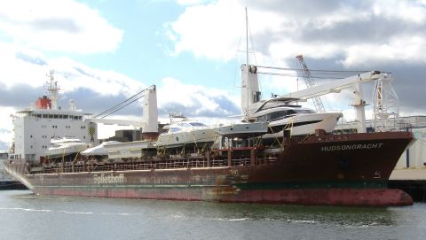 HUDSONGRACHT in IJmuiden, 19 apr 2026