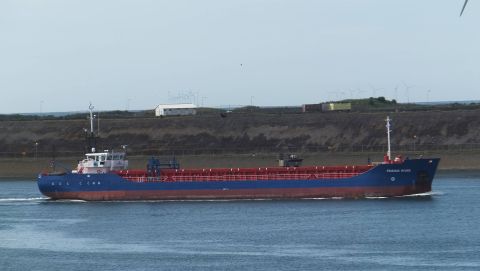 FRISIAN RIVER in IJmuiden, 29 jun 2015