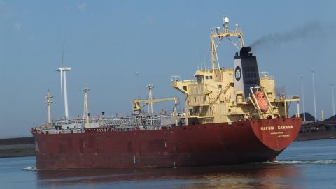 HAFNIA KARAVA in IJmuiden, 11 jul 2015