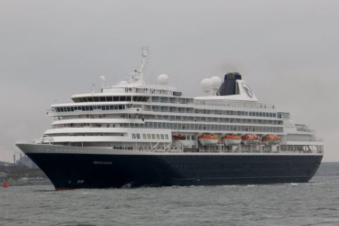 Prinsendam in IJmuiden, 15 jul 2015