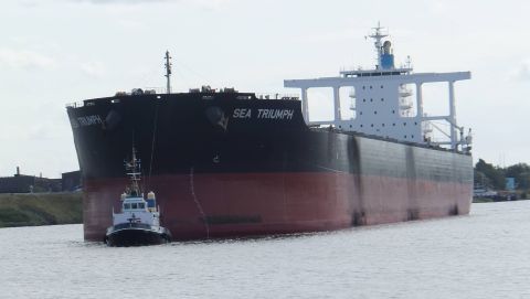 SEA TRIUMPH in IJmuiden, 18 jul 2015