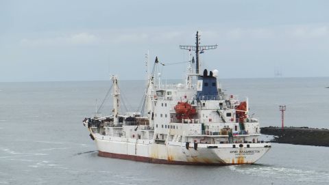 FRIO VLADIVOSTOK in IJmuiden, 12 aug 2015