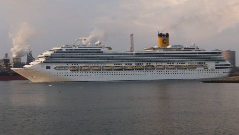 COSTA FORTUNA in IJmuiden, 14 aug 2015