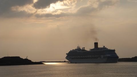 COSTA FORTUNA in IJmuiden, 14 aug 2015