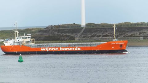 LADY ALEXANDRA in IJmuiden, 3 sep 2015