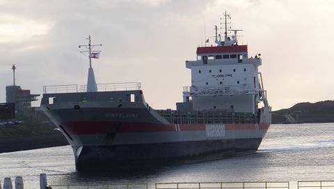 DINTELBORG in IJmuiden, 7 sep 2015