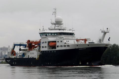 JAMES COOK in IJmuiden, 16 sep 2015