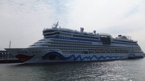 AIDAbella in IJmuiden, 20 sep 2015