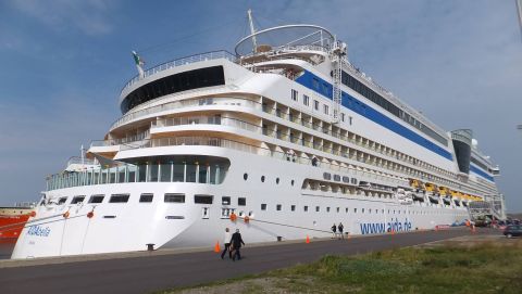 AIDAbella in IJmuiden, 20 sep 2015