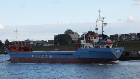 TINNO in IJmuiden, 26 sep 2015