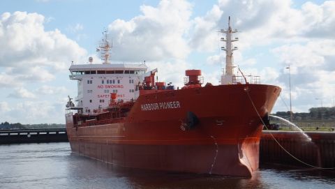 HARBOUR PIONEER in IJmuiden, 27 sep 2015