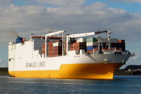 Grande Lagos in IJmuiden, 27 sep 2015