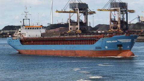PAPER STAR in IJmuiden, 28 sep 2015