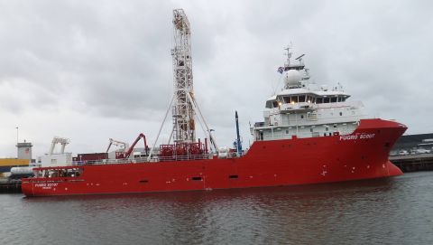 FUGRO SCOUT in IJmuiden, 9 nov 2015