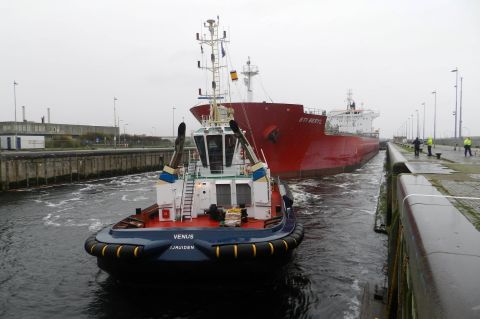 STI BERYL in IJmuiden, 9 nov 2015