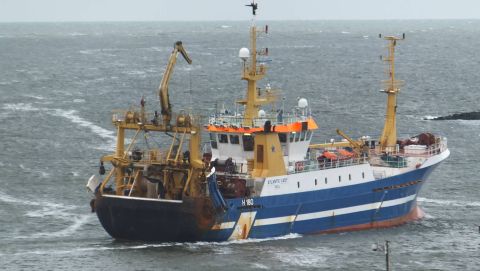 H180 ATLANTIC LADY in IJmuiden, 20 nov 2015