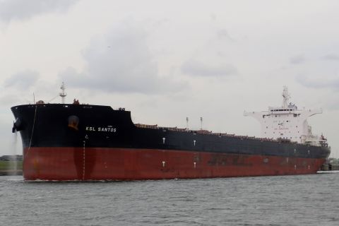 Ksl Santos in IJmuiden, 20 nov 2015