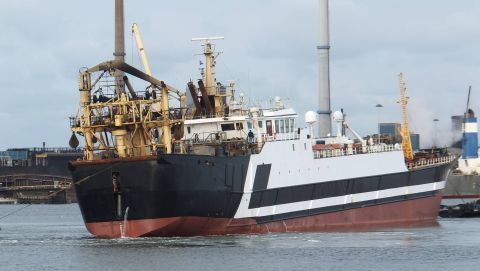 KG-14 NAERABERG in IJmuiden, 23 nov 2015