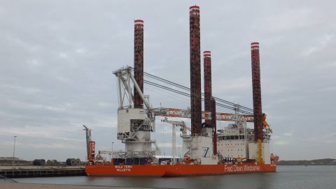 BOLD TERN in IJmuiden, 3 dec 2015