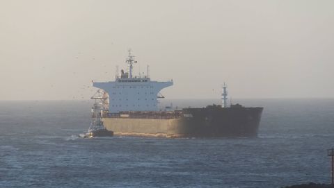 PIAVIA in IJmuiden, 4 dec 2015