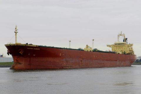 HAFNIA EUROPE in IJmuiden, 8 dec 2015