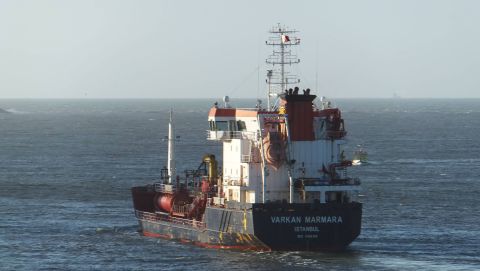 VARKAN MARMARA in IJmuiden, 9 dec 2015