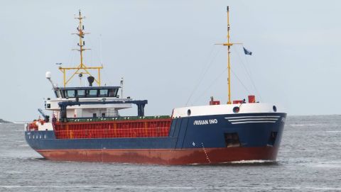 FRISIAN INO in IJmuiden, 12 dec 2015