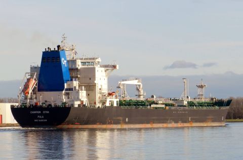 CHAMPION ISTRA in IJmuiden, 13 dec 2015