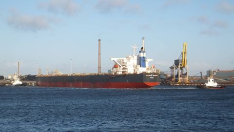 ATLANTIC BRIDGE in IJmuiden, 21 dec 2015
