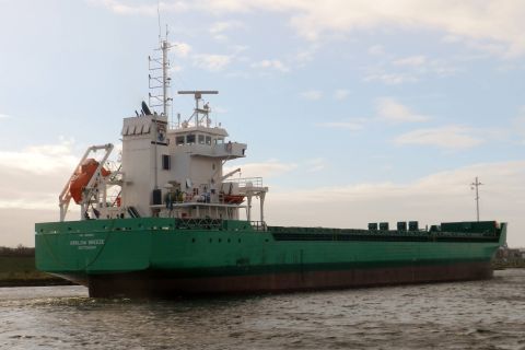 ARKLOW BREEZE in IJmuiden, 21 dec 2015