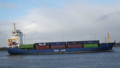 Frej in IJmuiden, 8 jan 2016