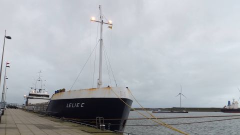 LELIE C in IJmuiden, 4 feb 2016