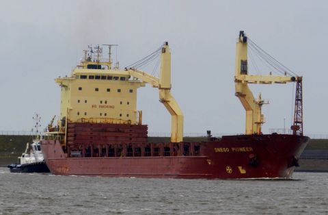 ONEGO PIONEER in IJmuiden, 22 feb 2016