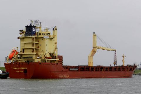 ONEGO PIONEER in IJmuiden, 22 feb 2016