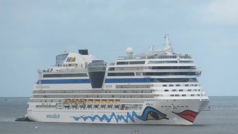 AIDAmar in IJmuiden, 3 mrt 2016