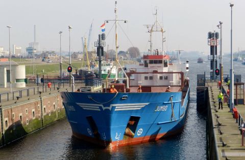 JUMBO in IJmuiden, 10 mrt 2016