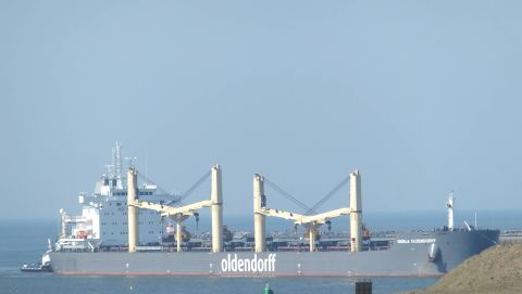 GISELA OLDENDORFF in IJmuiden, 17 mrt 2016