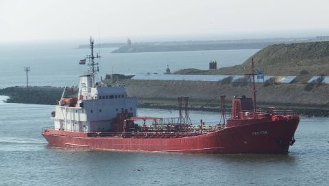 FREYA in IJmuiden, 17 mrt 2016