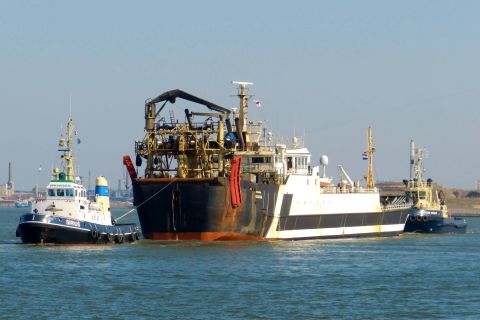 NAERABERG KG-14 in IJmuiden, 17 mrt 2016