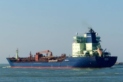 NESTE in IJmuiden, 17 mrt 2016