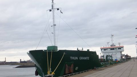 THUN GRANITE in IJmuiden, 28 mrt 2016