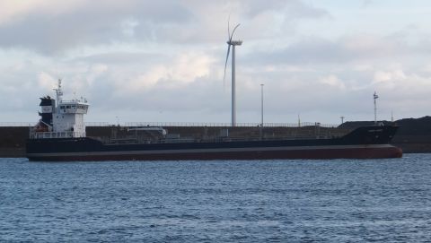 WISBY WAVE in IJmuiden, 29 mrt 2016