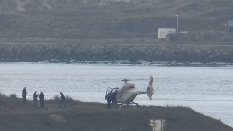 Helicopter op forteiland IJmuiden in IJmuiden, 31 mrt 2016